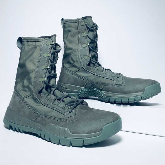 Nike Other - NIKE SFB FIELD 8 COMBAT BOOTS